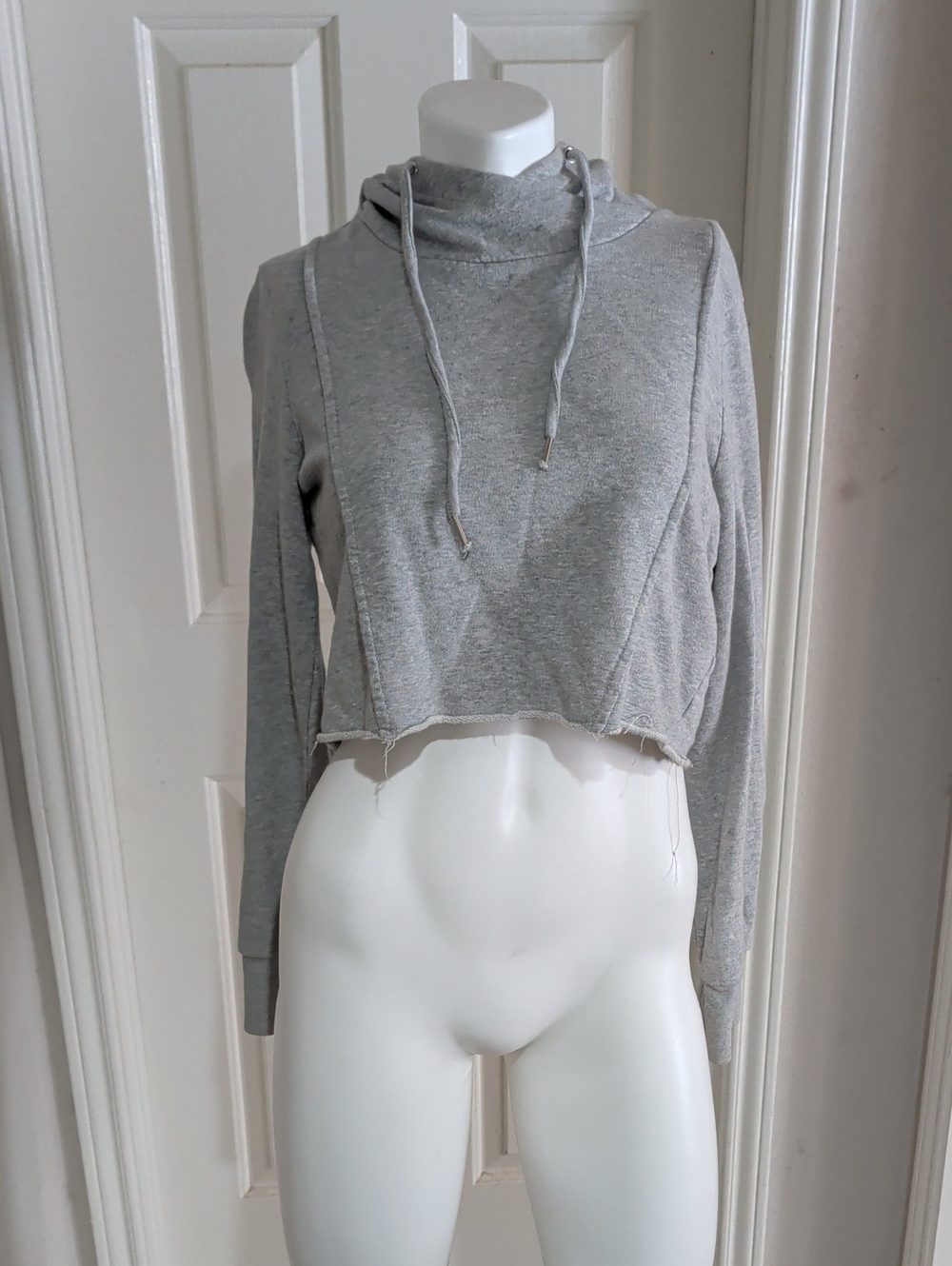 True Religion Heather Gray Cropped Drawstring Hoodie McBling Women's Medium Y2K